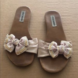 Steve Madden bow sandals